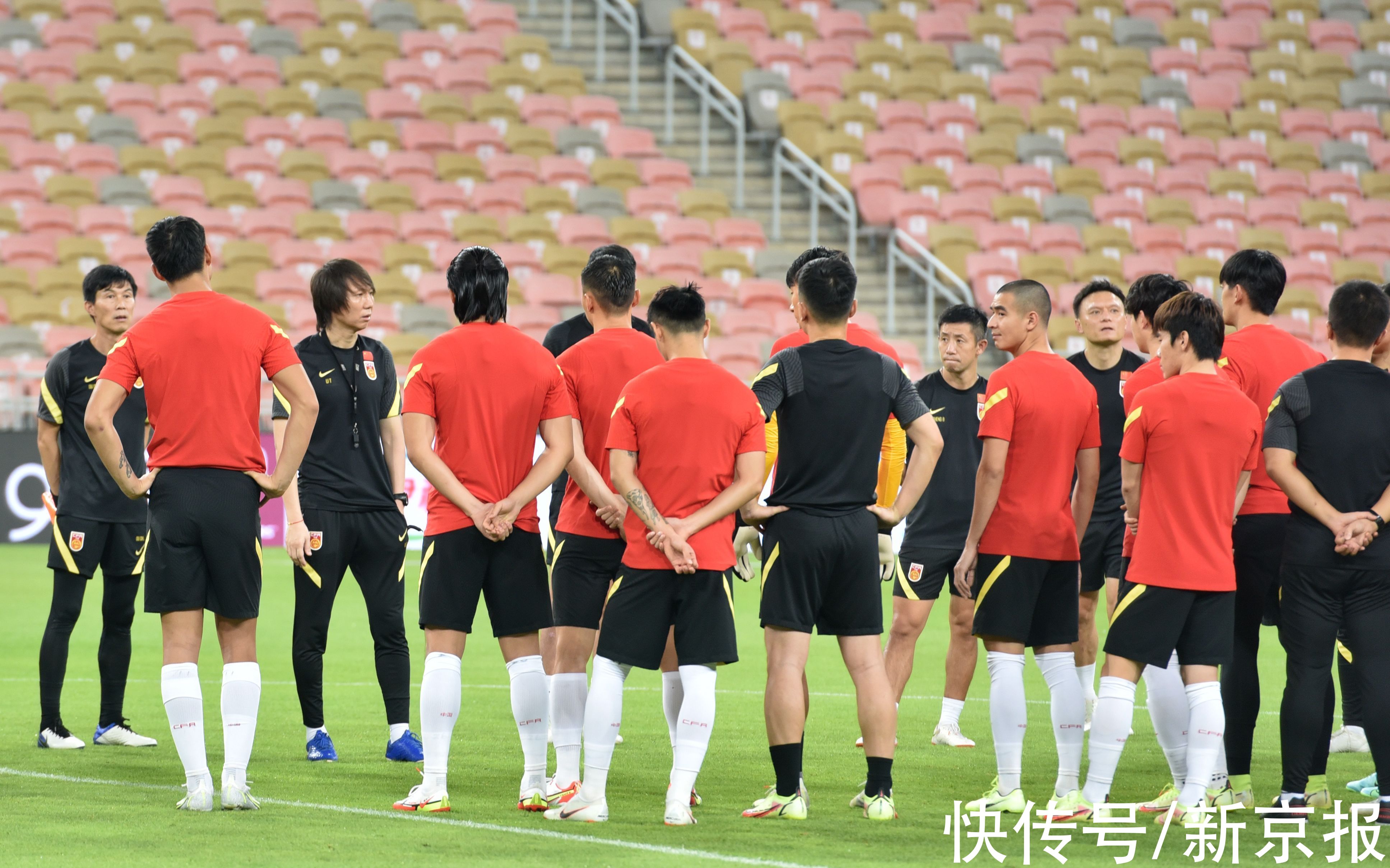 12强赛|国足回国后首次合练，“国内主场办赛”本周有定论