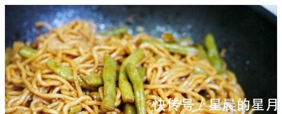 西红柿|别吃西红柿煮面了，我家面条这样吃，一周能吃六次，孩子最爱！