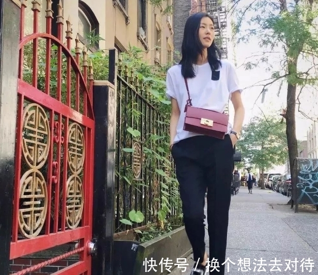 伊心美妆 微胖的女生穿裤子,建议多穿2种款式,显瘦又百搭,还提升气质