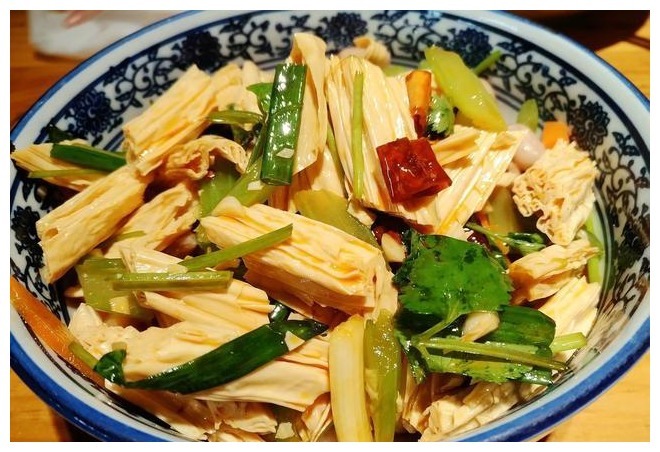 长肉最猛的4道凉菜,爱吃的胖子多,也许你天天都在吃