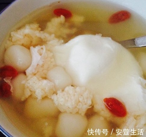 睡眠|鸡蛋和此物一起煮，每天吃一碗，睡眠足了，皮肤光滑水润，不显老