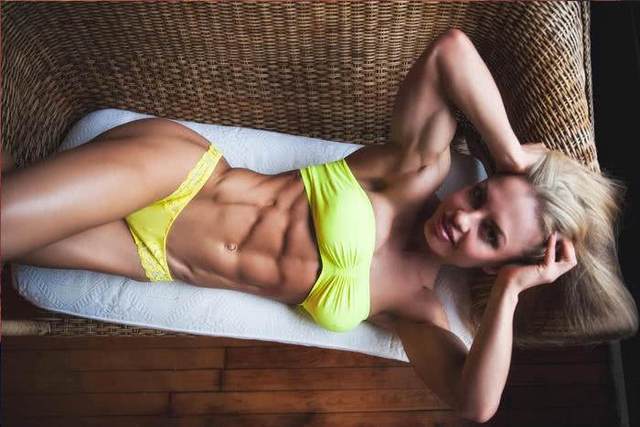 脂肪率|瘦成一道闪电好看么?全球体脂最低的妹子,简直就是人体活标本