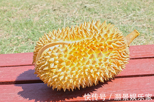 排毒|女性起床后的第一泡尿，如果没有这四个表现，说明子宫健康光滑