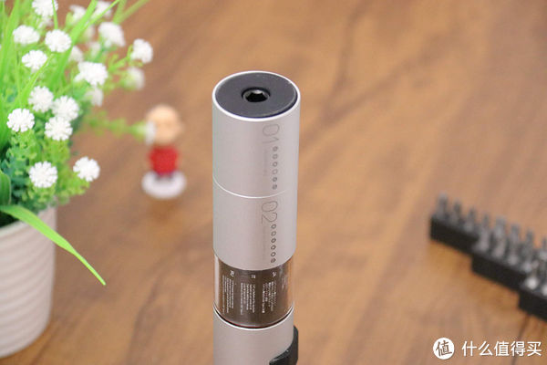 家居|家居好物 篇十三：WOWSTICK SD双动力锂电家居螺丝刀：自带LED无影灯，省力又实用