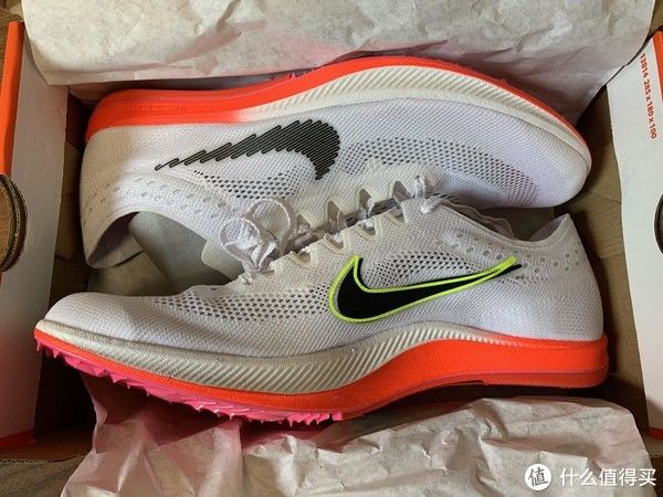 人生|人生第一双钉鞋,Nike ZoomX Dragonfly