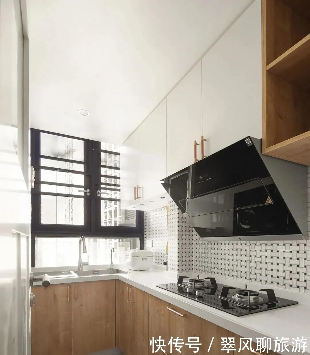 客厅|89㎡的小小公寓,住了三代人,一点都不拥挤,看完布局后,惊艳了