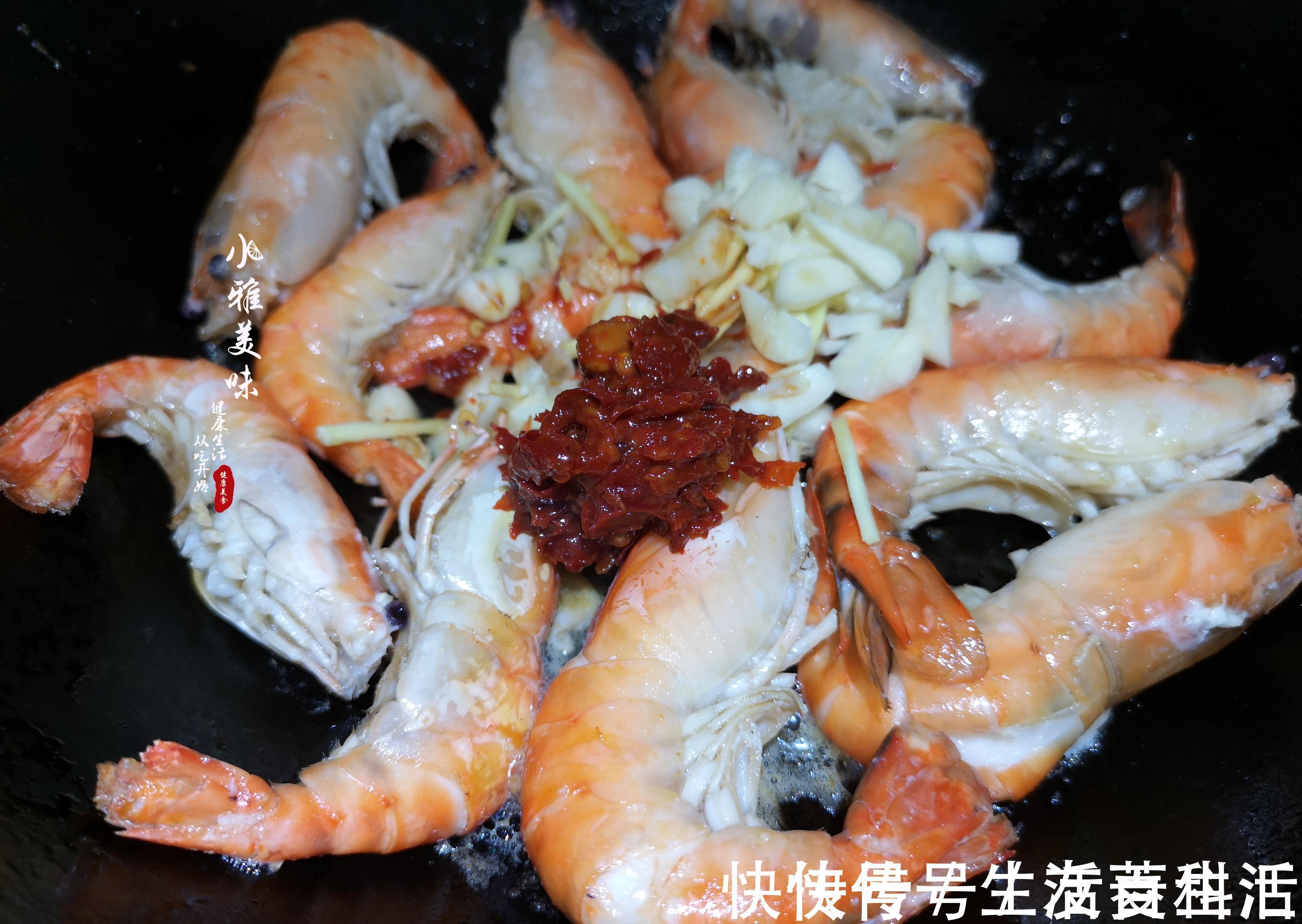 罗氏虾,农村婆婆的做法,原本有点嫌弃,吃后忍不住大赞