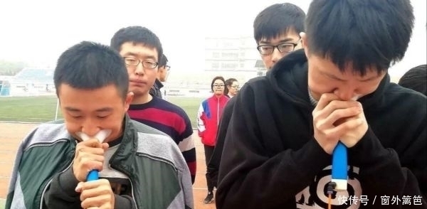 吸烟率|男性开始衰老时，身体一处会“变小”，若你没有，那恭喜你还年轻