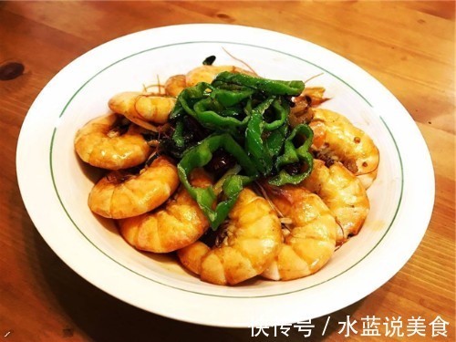 婆婆生日,我下厨庆祝,她嫌难吃,老公问一个问题,大家都沉默!