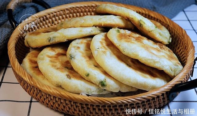 葱花饼做法,不烫面不揉面,学会家庭配方,外酥里软,比买的好吃
