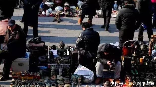 古玩市场的