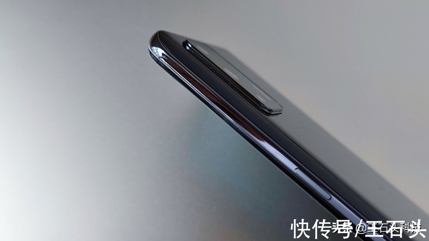 none|realme GT Neo2T体验：1899元起售，能成为双11新爆款吗？