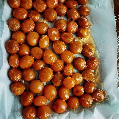 莲蓉月饼|#传统蛋黄莲蓉月饼#