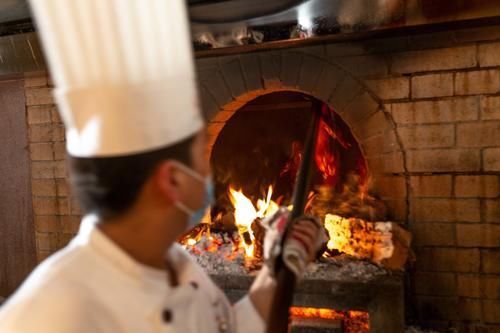 眼中|老外眼中的中国美食代表,在国内却评价一般,这道菜你品尝过吗