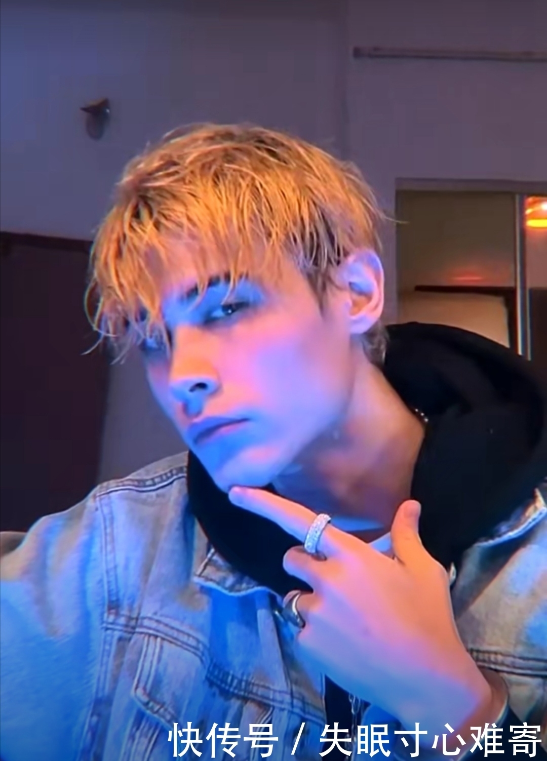 利路修|“笋丝”们利路修发福利来了,渔网装和光腿装你来不来看