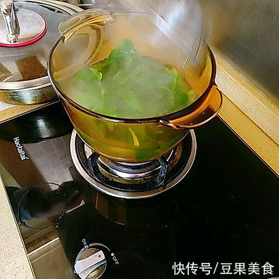 油泼面|记住这几个小技巧，做出来的油泼面才不会失败