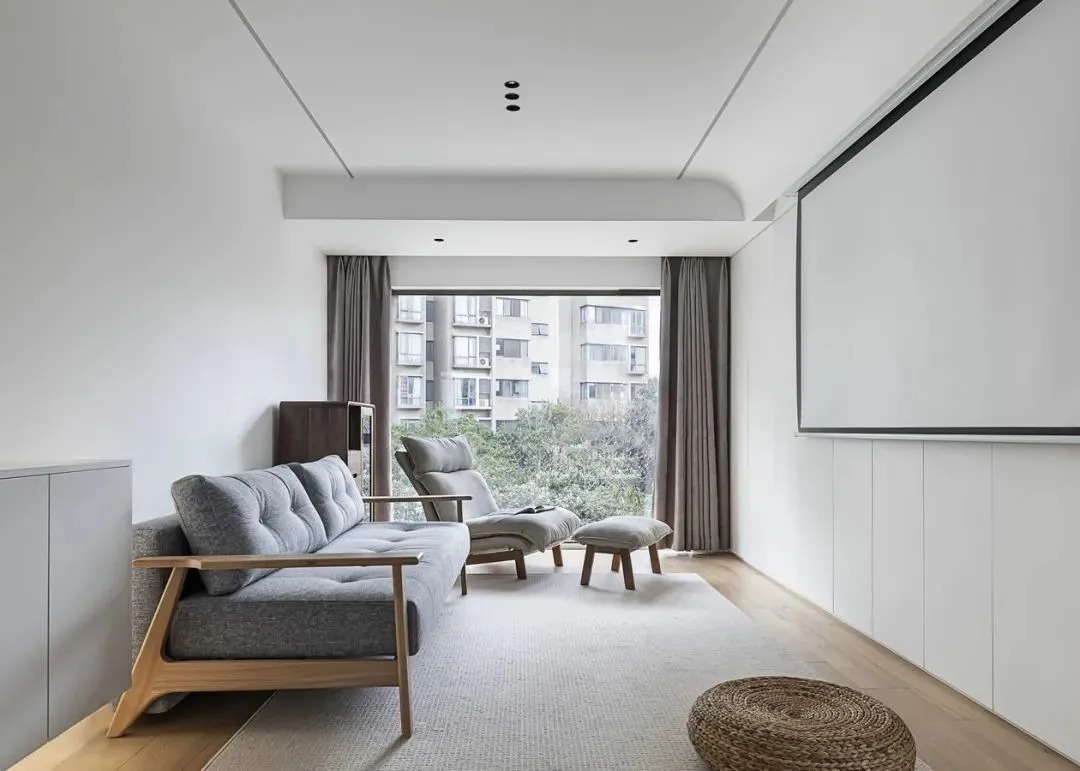 中西厨|客厅放弃电视,用一整面墙做收纳,快来跟这个神仙小户型学收纳!