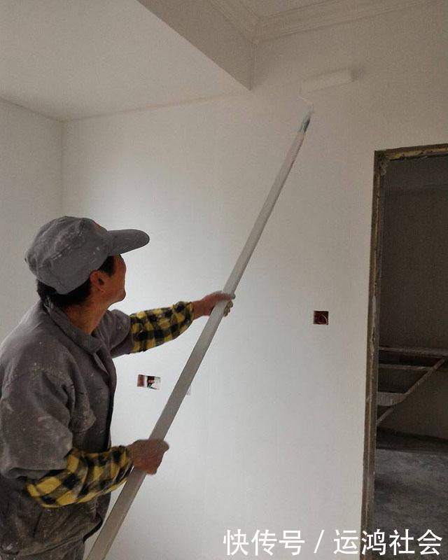 吸附性|乳胶漆、壁纸还有硅藻泥选哪个更好?老瓦工酒后终于讲真话了