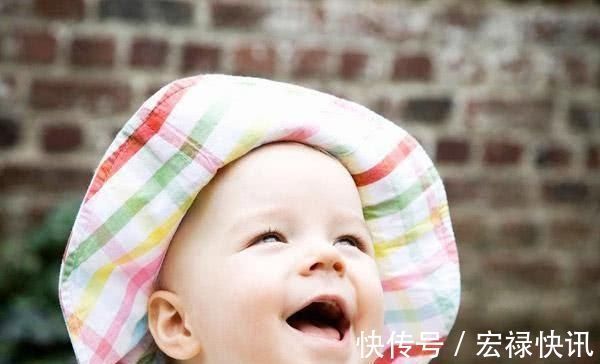 宝宝|宝宝爱晃脑袋,宝妈误以为是缺钙,去医院检查才知道有异常