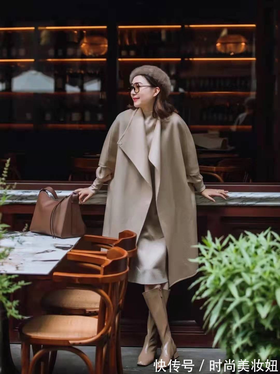街拍 这是我见过“最温柔”的穿搭,显气质不说还优雅,照穿就对了