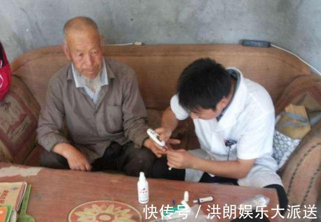 并发症|得糖尿病后，一辈子都别放肆吃4种食物，容易血糖飙升引来并发症