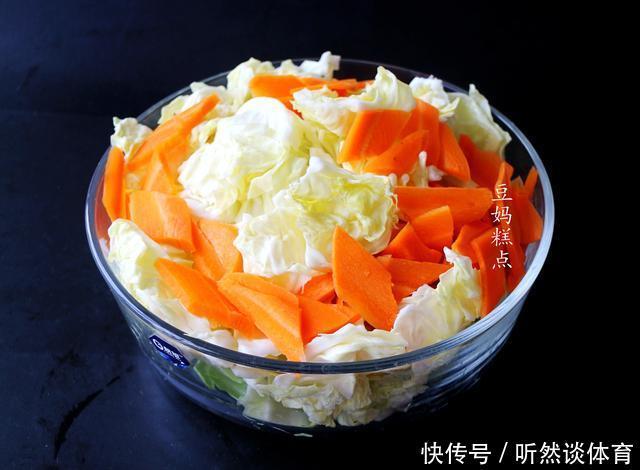 开胃泡菜的做法,泡一夜就能吃,方法简单,口感脆爽吃饭香