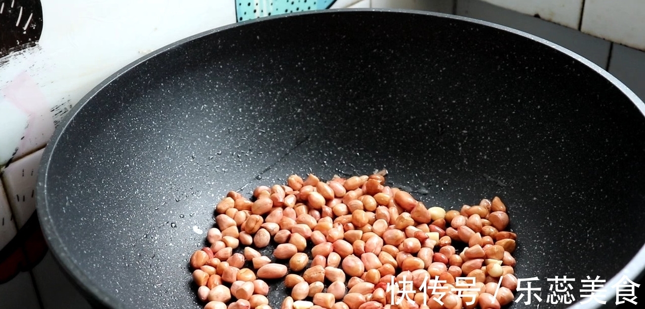 想喝油茶不要出去买,秘制方法教你在家做,营养好喝,做法超简单