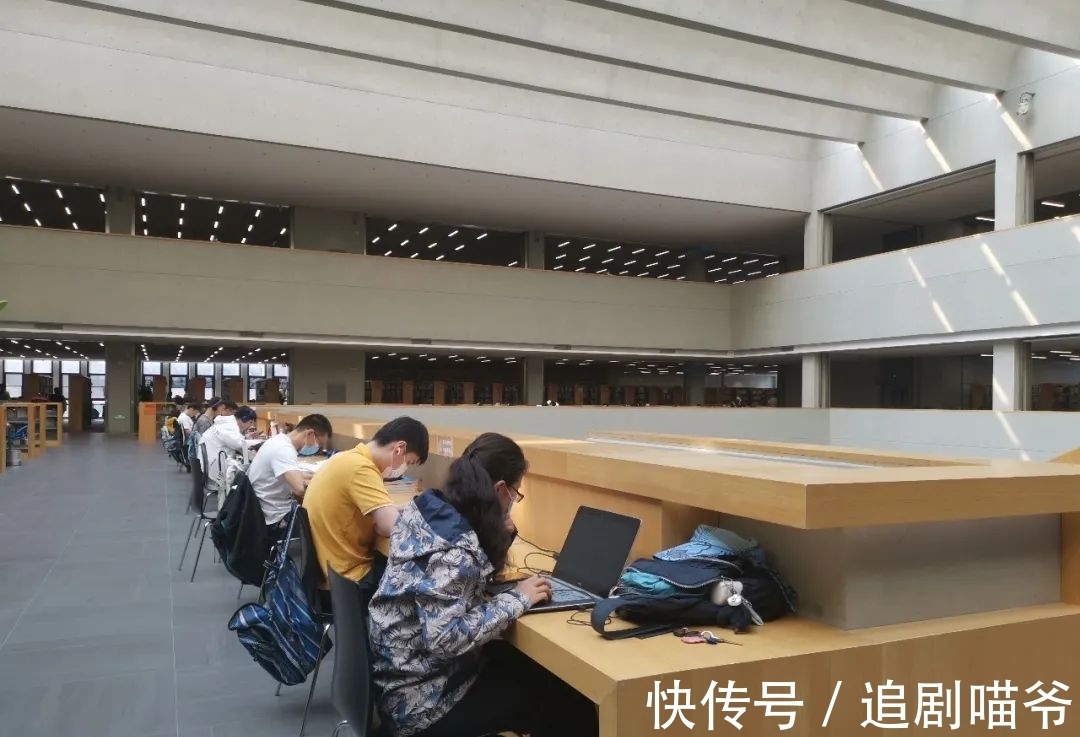 北工大|暑期全勤!是怎样的“宝藏图书馆”在吸引大家每日打卡?