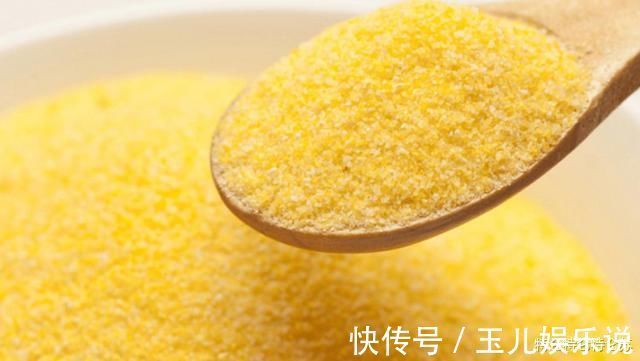 玉米面|常吃玉米面可以降血糖？提醒：血糖高的人，不妨试试这3物加一茶