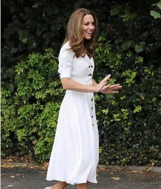 白色|最近流行白色系穿搭，瞧凯特王妃怎样穿出高级感，谁穿谁好看