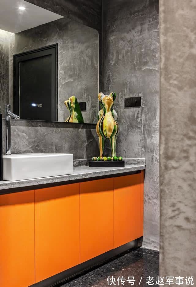 空间|不顾妻子反对，他坚持买1层楼房，128㎡赠送60㎡庭院，装修后太美