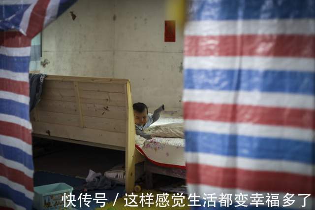 张春云|女子网恋男友小她3岁,意外怀孕后遭家人反对,孩子一出生后悔了