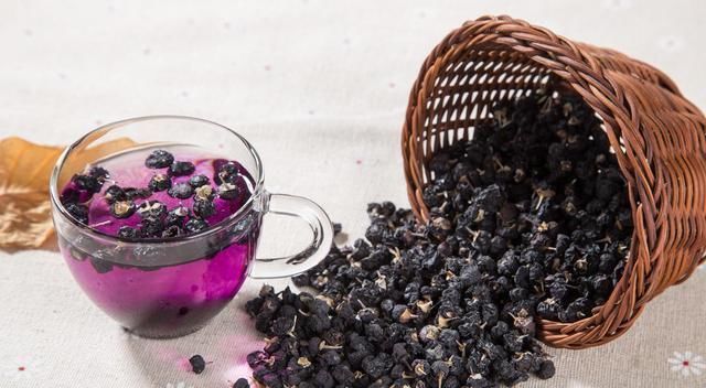 藏红花|女人来姨妈时，谨记“2洗、3不洗”，排出污血，子宫或慢慢变干净