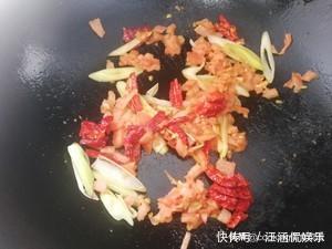  红烧|比肉好吃的素菜菜谱，红烧茄子，简单美味营养，超级下饭，吃不够