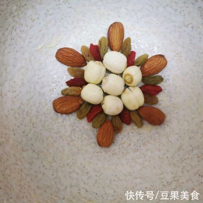 忙里偷个懒，轻松来一碗八宝饭