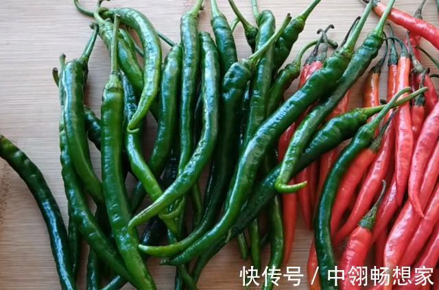 开胃|一斤黄豆,2斤辣椒,教你一个最独特做法,开胃下饭,放一年不坏