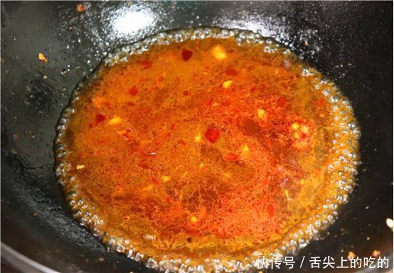 自从知道茄子可以这样做,我家隔三差五吃一次,比吃红烧肉还解馋