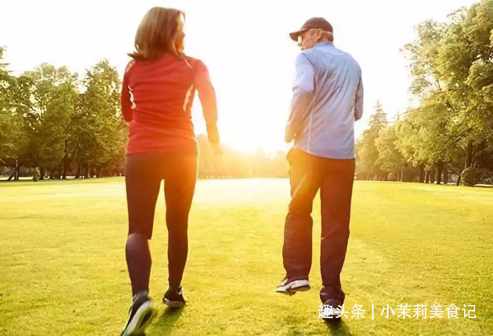 玉米面|建议中老年人,有钱少买保健品,“常吃6样,做3事”,健康又长寿