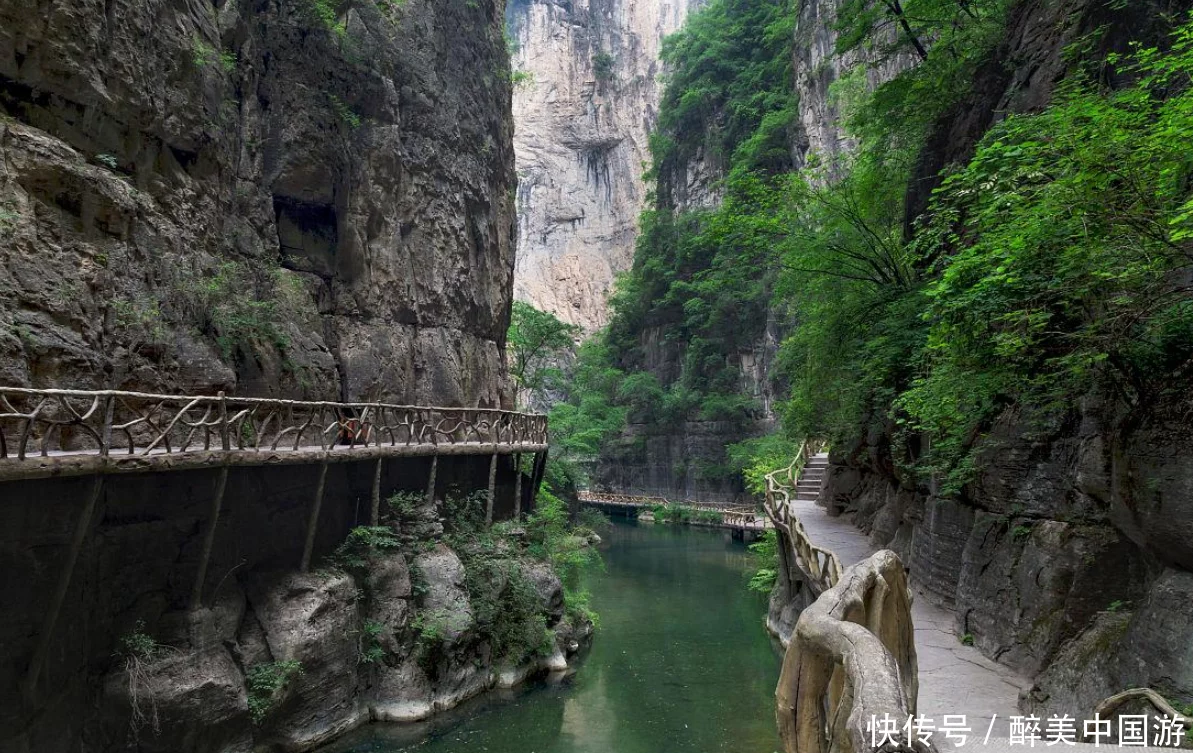 天下风物——《探访通天峡景区，亲近自然的好地方，攻略详解》风光题照