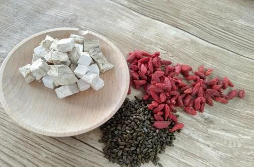 枸杞|肝硬化患者常吃3物,清肝毒,修复肝细胞,肝脏慢慢养好