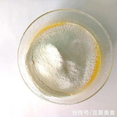 做法简单零失败的不粘模具一样轻松烤戚风蛋糕