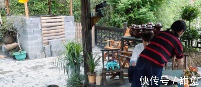 羊肉|黄磊照顾王丽坤跟节目组赊羊肉,却拒绝宋茜的点餐,区别对待?