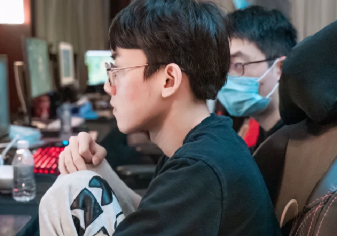 粉丝|G2分享粉丝留言，S11希望零封LPL，Jankos点名滔搏