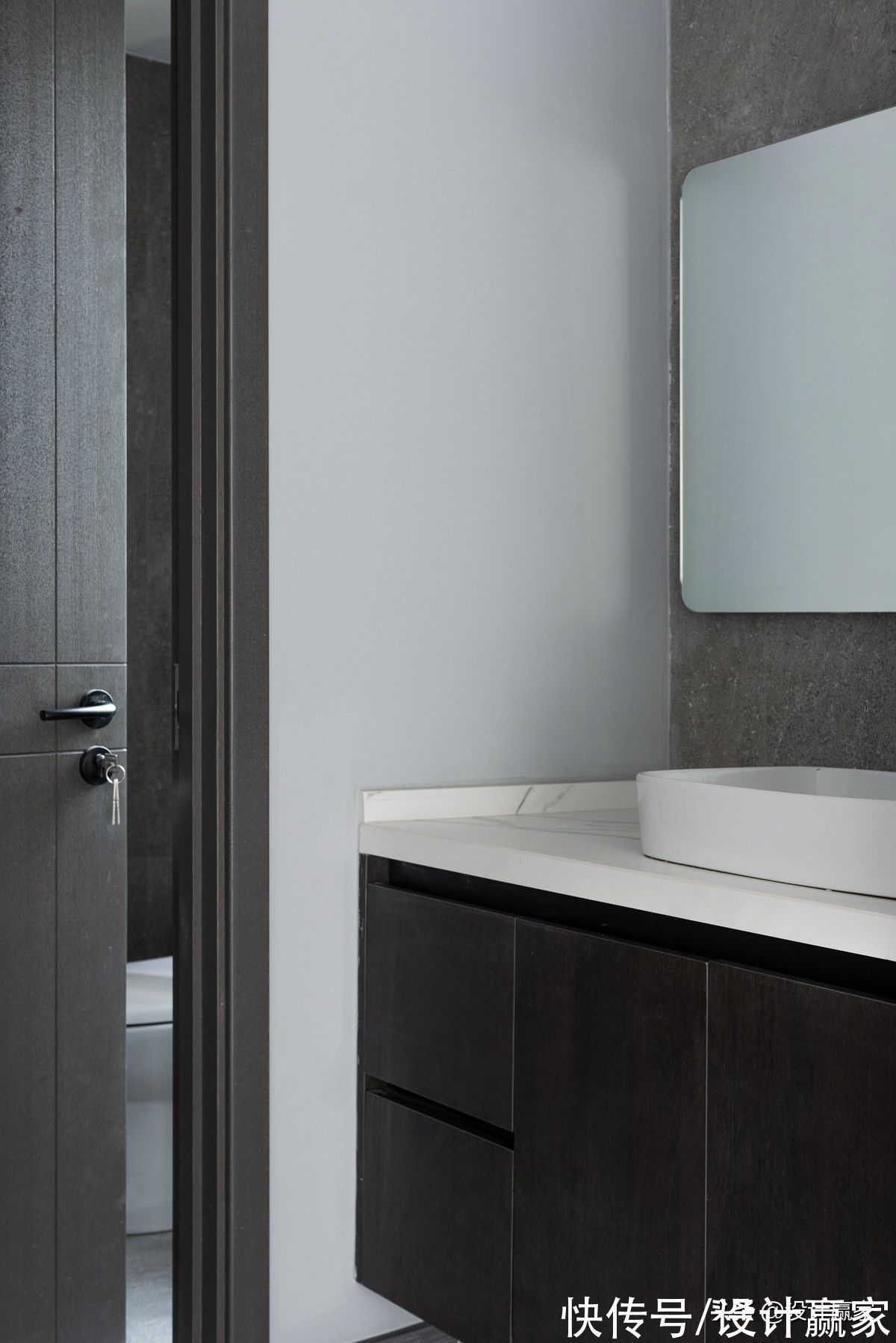 楼梯|200㎡现代风别墅,简约中体现出美感与质感,不愧是企业高管的家