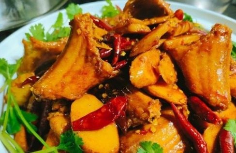 姜片|立夏过后请客吃饭不用愁,教你几道美味的家常菜,下酒下饭两不误