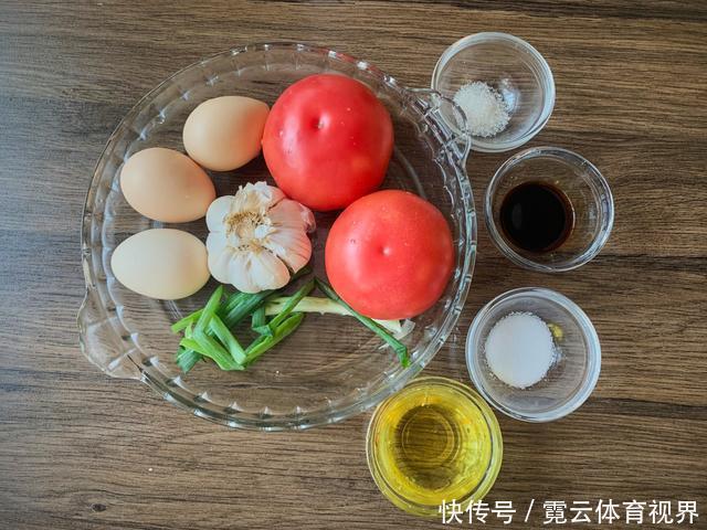 翻炒均匀|《中餐厅》林大厨的番茄炒蛋上热搜,是该先放番茄,还是先放蛋