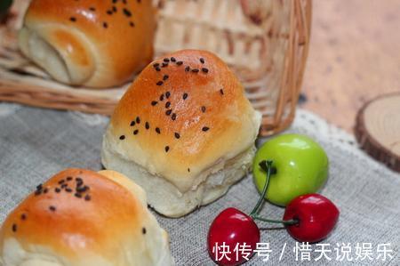 面包最简单做法，5块钱能做一锅，烤箱、蒸锅都不要，面包照样做