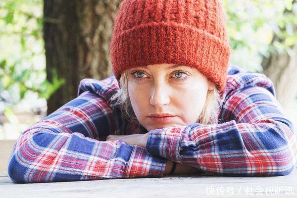 有法令纹让人老10岁应该注意这些细节,别怪没提醒