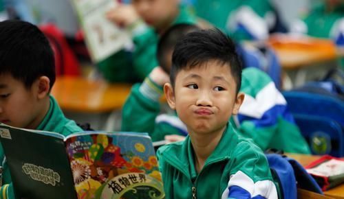 毛病|3-6岁是性格形成关键期，孩子的这些“毛病”别惯着，该打也得打