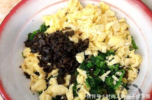 菠菜|春天,用它包饺子,比韭菜鲜,比香椿嫩,1元1斤,全家都爱吃